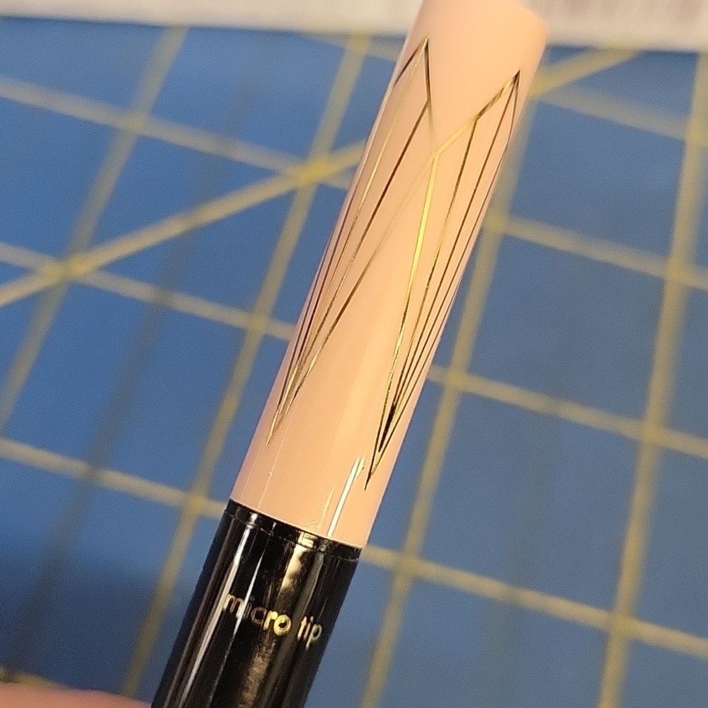 Stila Black Dual-Ended Liquid Eyeliner New in Box Intense Black & Kitten Kosmo - Picture 2 of 3